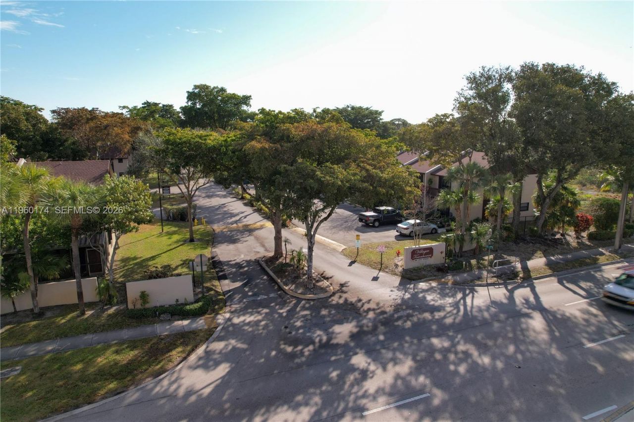 898 NW 47th St, Deerfield Beach, FL 33064 Photo