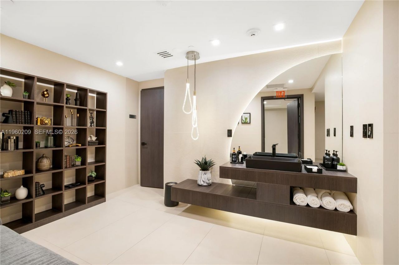 16001 Collins Ave, Unit 1201, Sunny Isles Beach, FL 33160 Photo