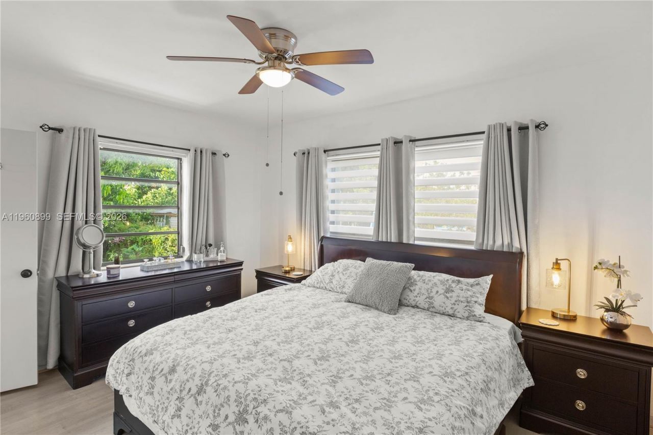 8461 SW 33rd Ter , Miami, FL 33155 Photo