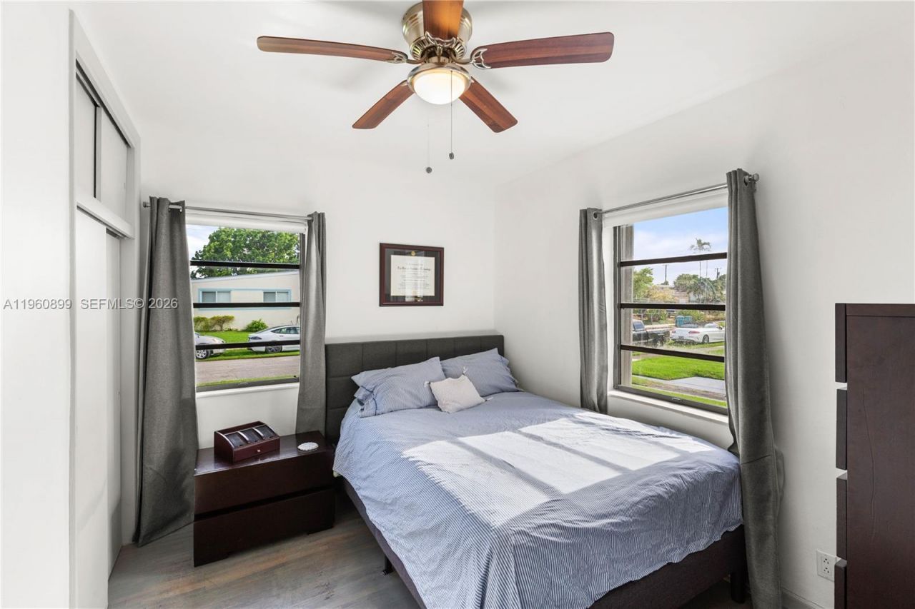 8461 SW 33rd Ter , Miami, FL 33155 Photo