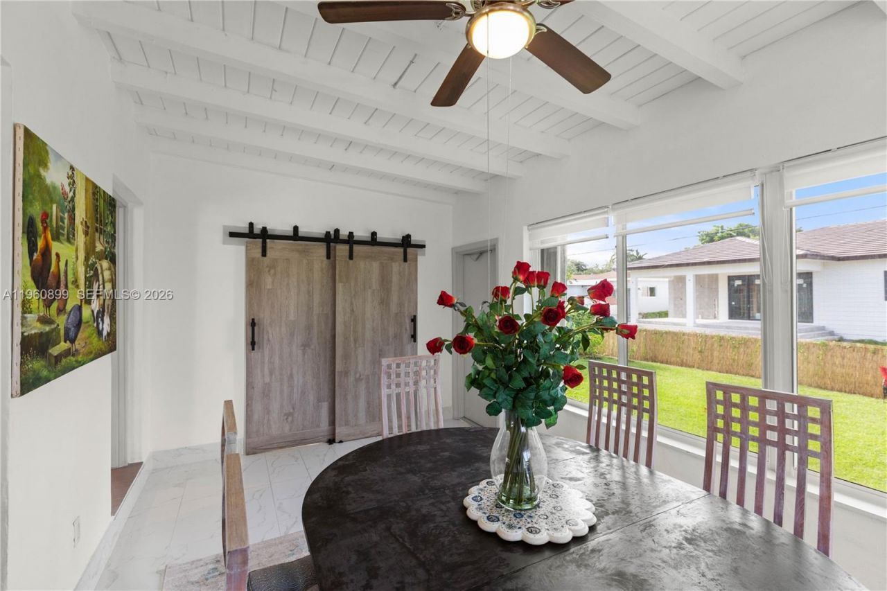 8461 SW 33rd Ter , Miami, FL 33155 Photo