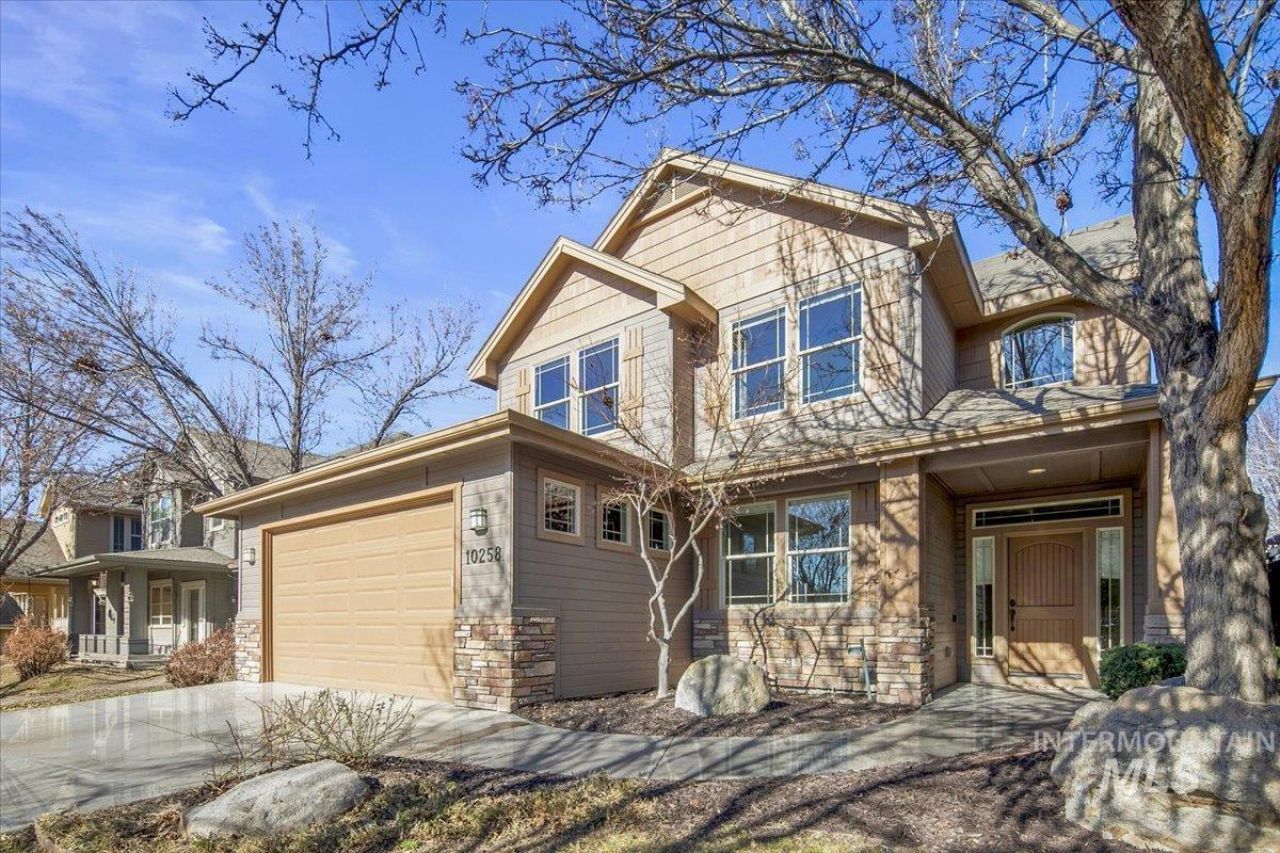 10258 W Brownstone Dr, Boise, ID 83709 Main Photo