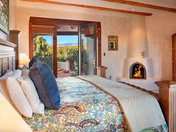 18 Daisy Circle , Santa Fe, NM 87506