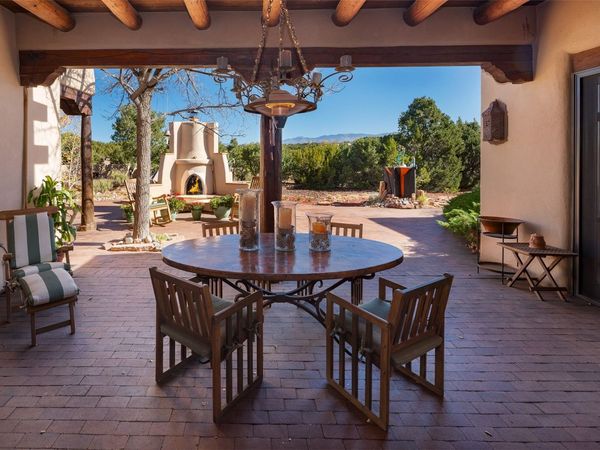 18 Daisy Circle , Santa Fe, NM 87506