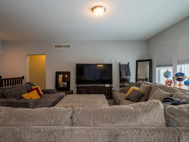 2884 Locke Drive, Beavercreek, OH 45431 Photo 8