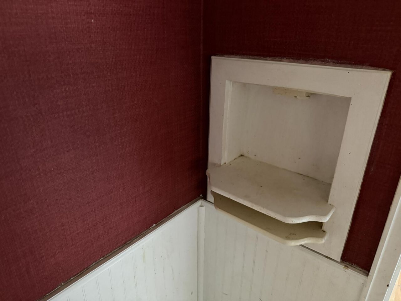 998 North Street Photo 10