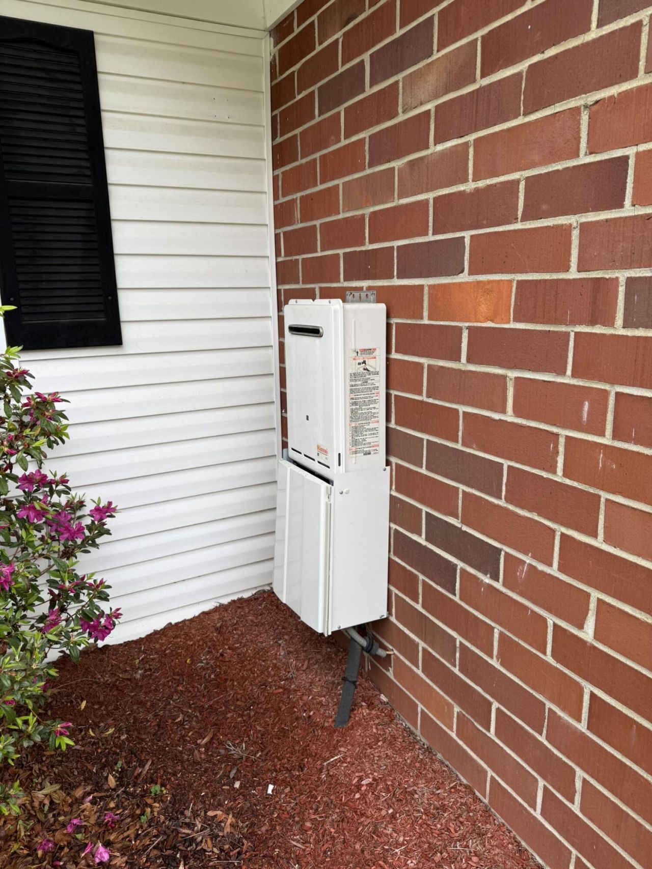 998 North Street Photo 14