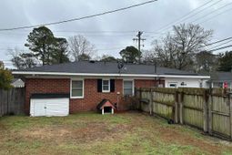 998 North Street photo 4