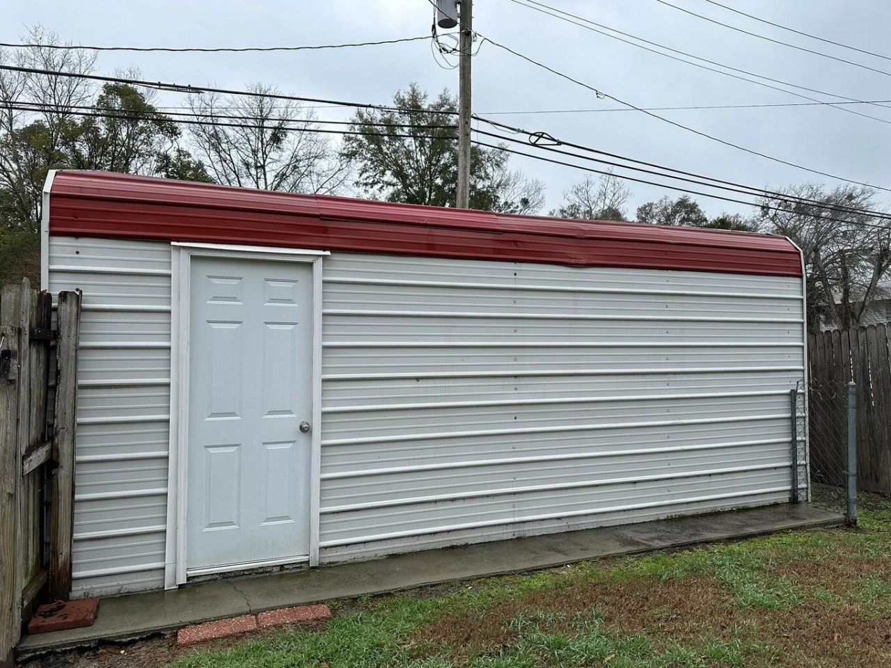 998 North Street Photo 4