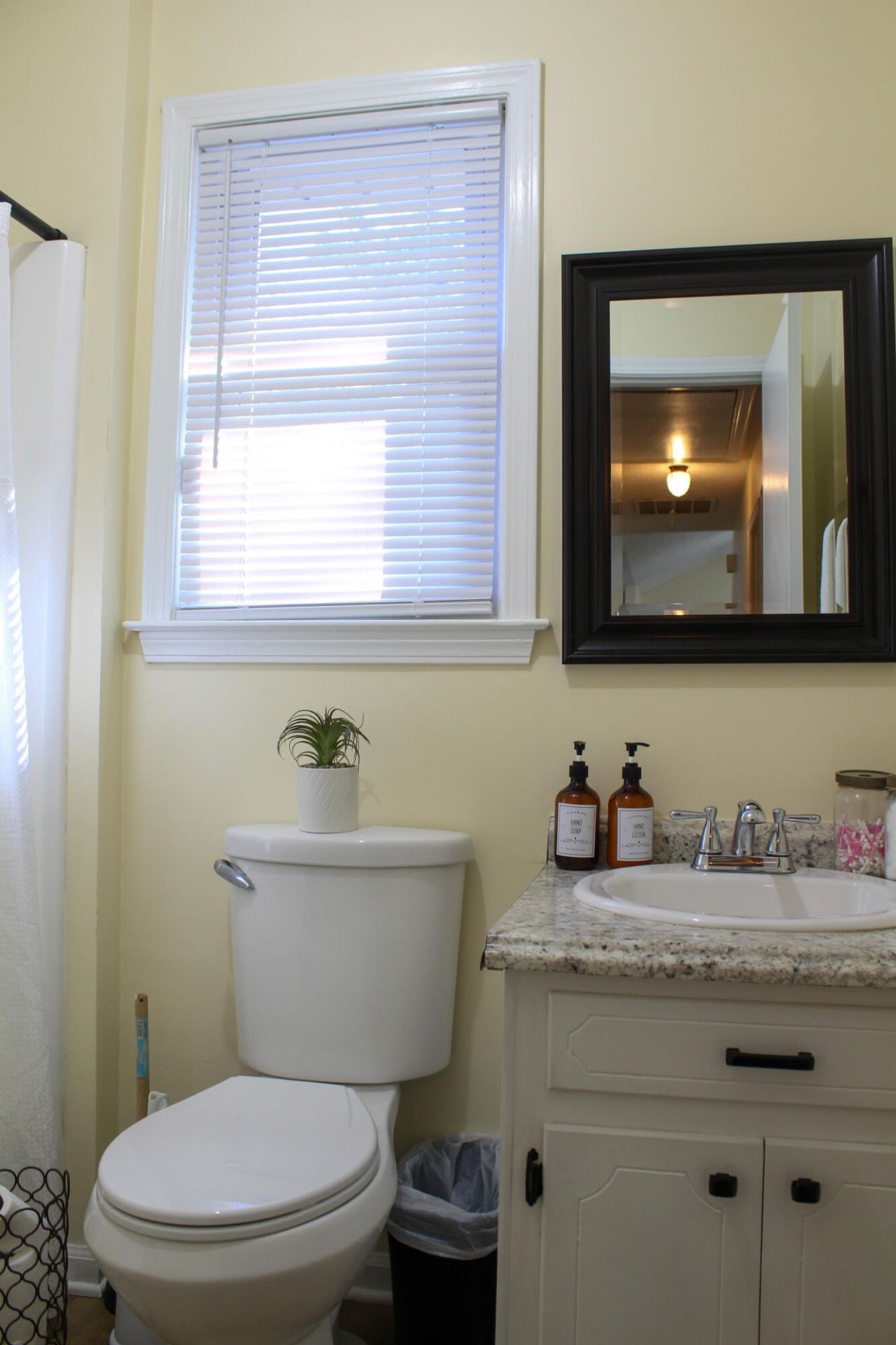 1353 Marshall Street Photo 19