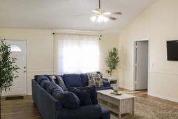 1353 Marshall Street photo 4