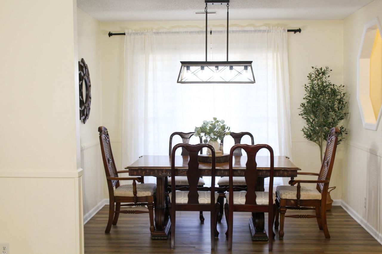 1353 Marshall Street Photo 7