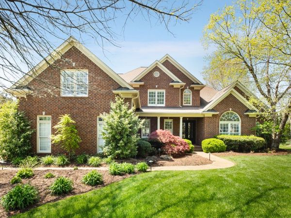 1136 Haverhill Dr, Brentwood, TN 37027