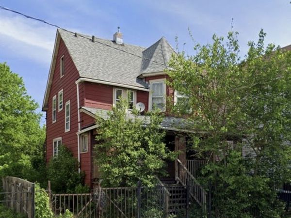 5832 W West End Avenue, Chicago, IL 60644