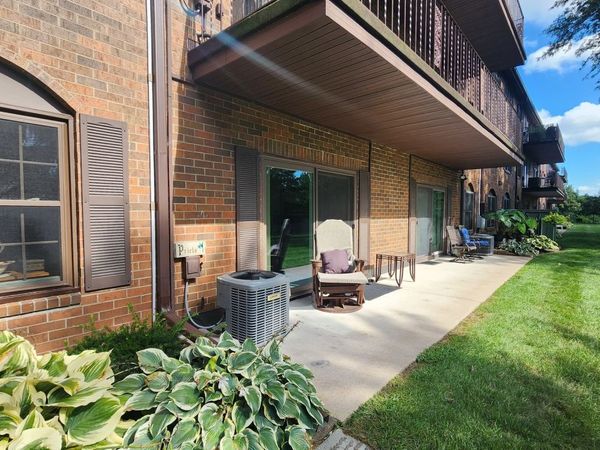 1360 Kimberly Ridge Road, Unit 111, Bettendorf, IA 52722