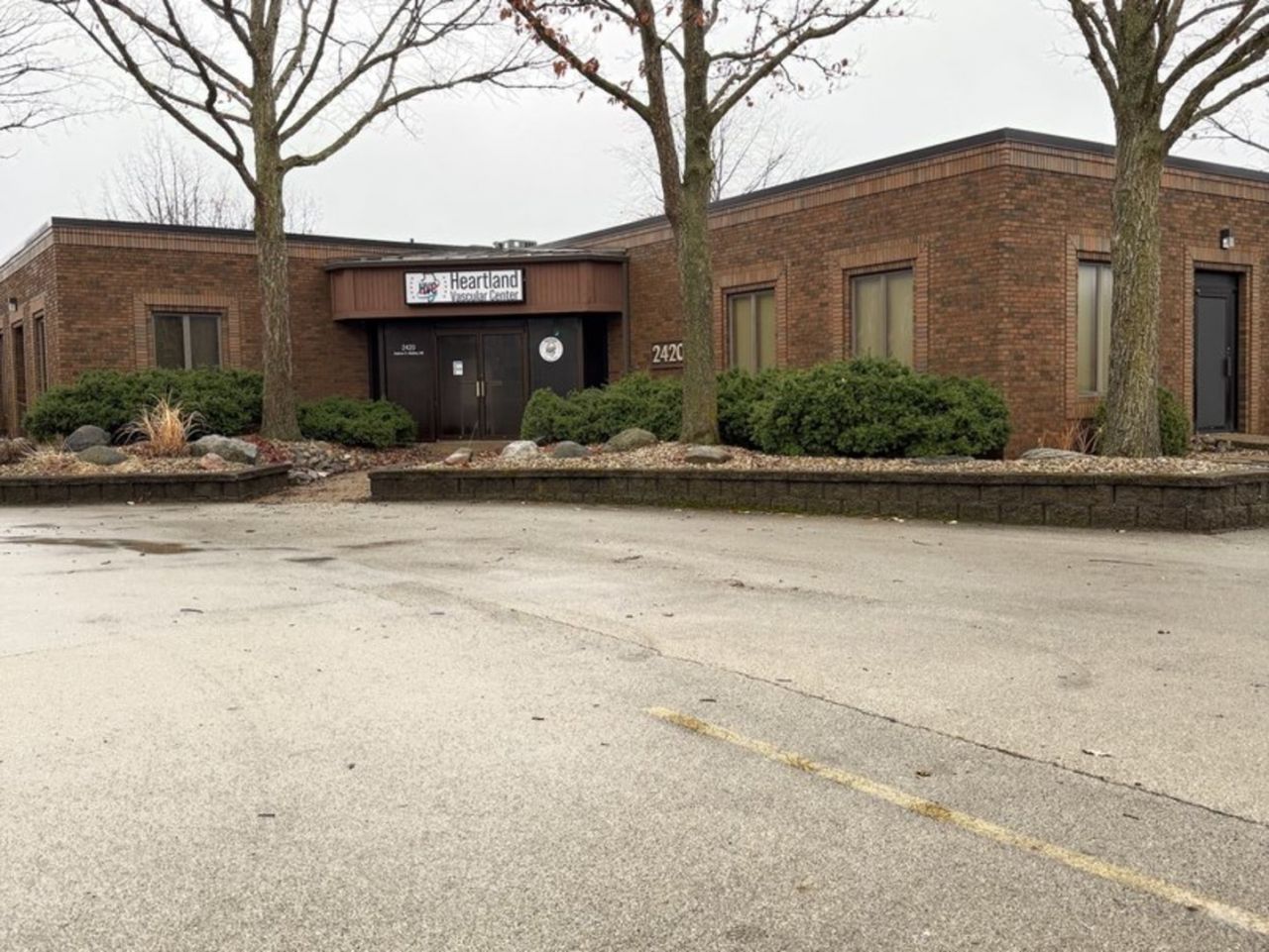 2420 W Nebraska Avenue, Peoria, IL 61604