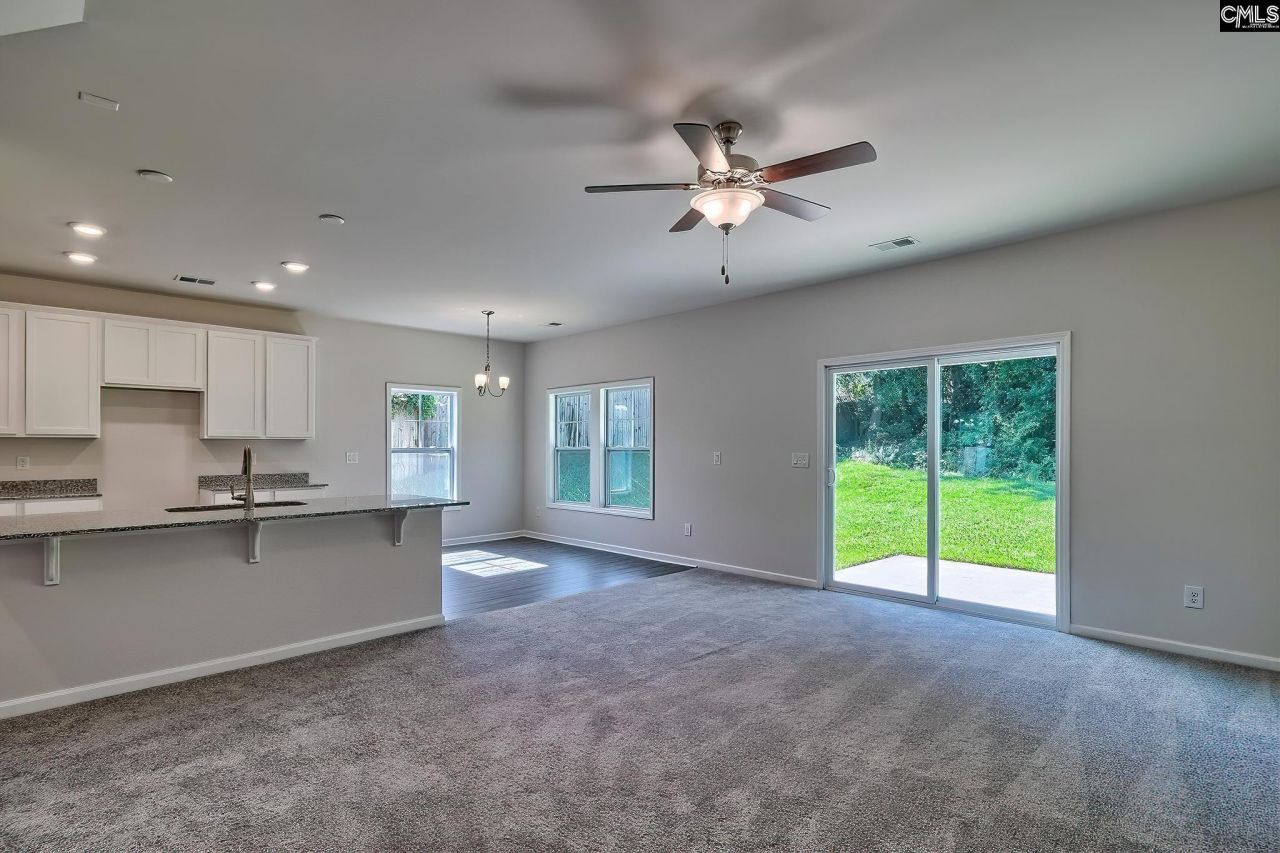 709 Samantha Street  Photo 15