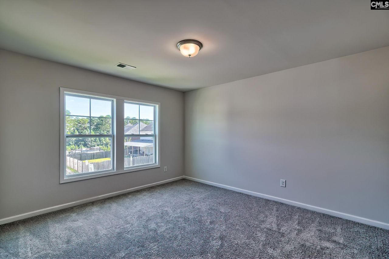 709 Samantha Street  Photo 41