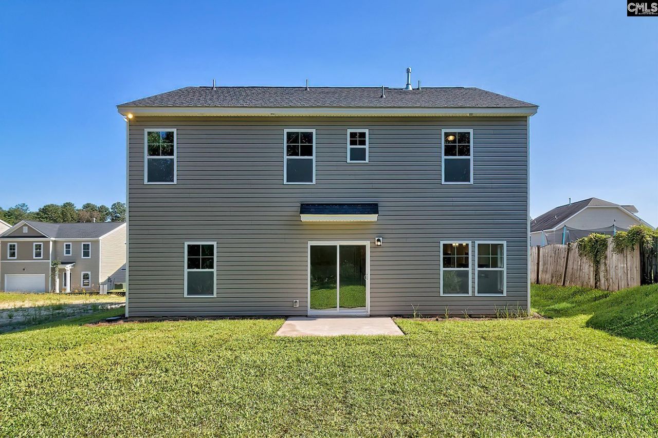 709 Samantha Street  Photo 6