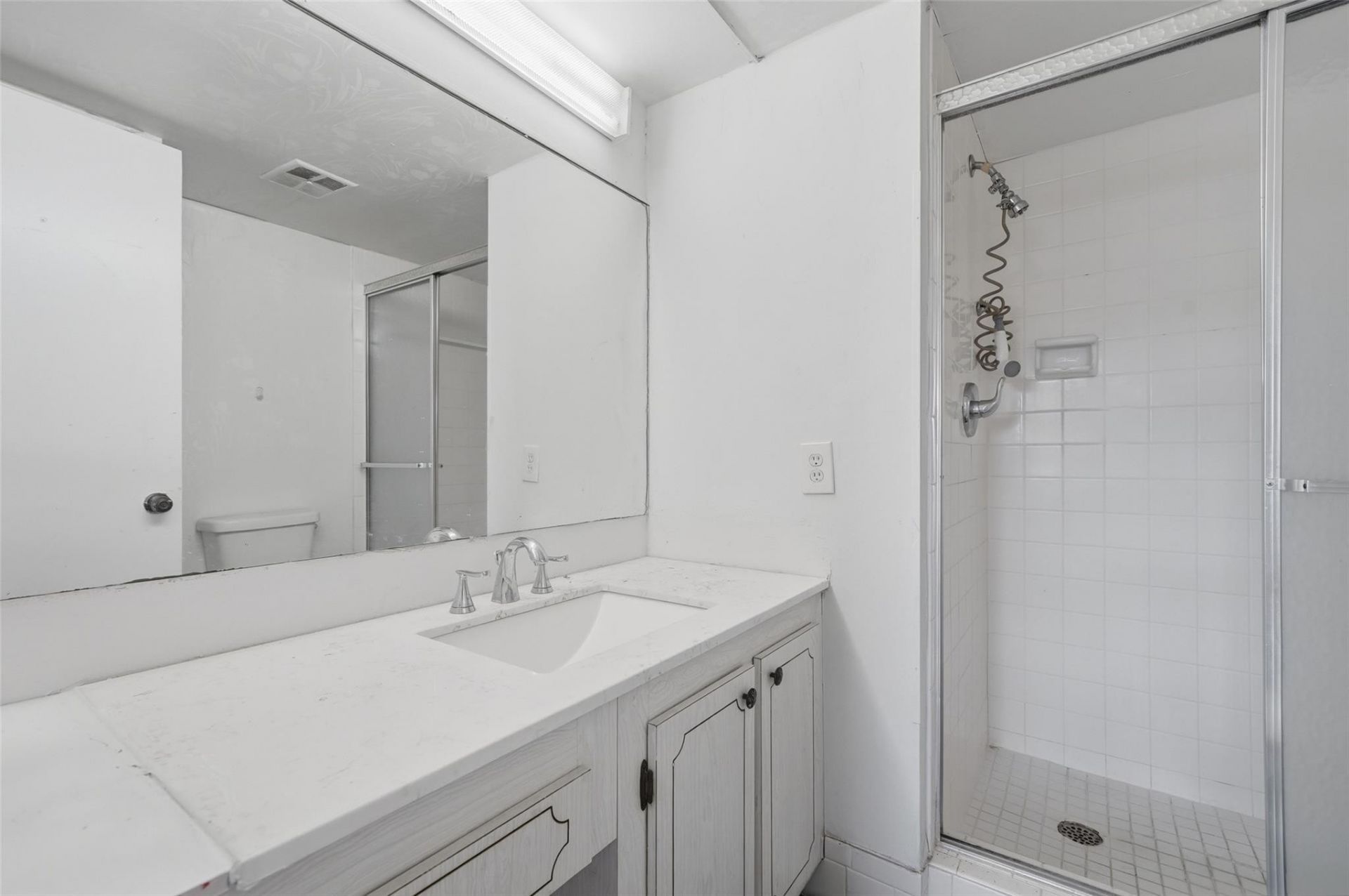 8951 Sunrise Lakes Boulevard, Unit 209, Sunrise, FL 33322 Photo