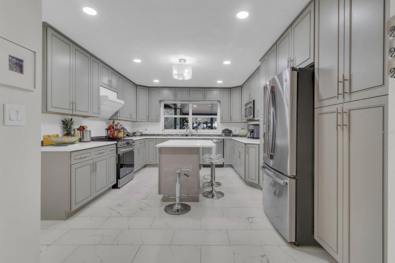 5870 Alligator Lake Shore W, Saint Cloud, FL 34771 Photo