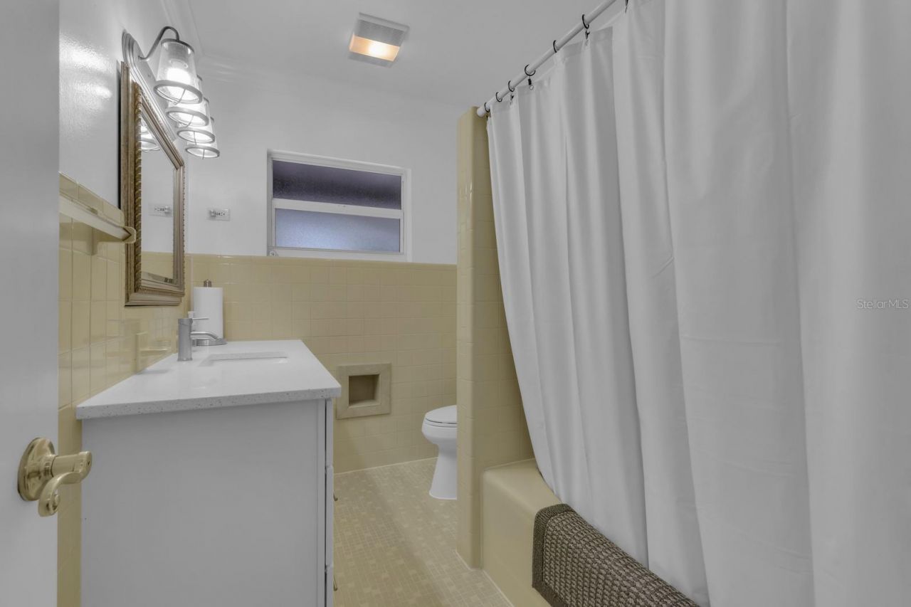 5870 Alligator Lake Shore W, Saint Cloud, FL 34771 Photo