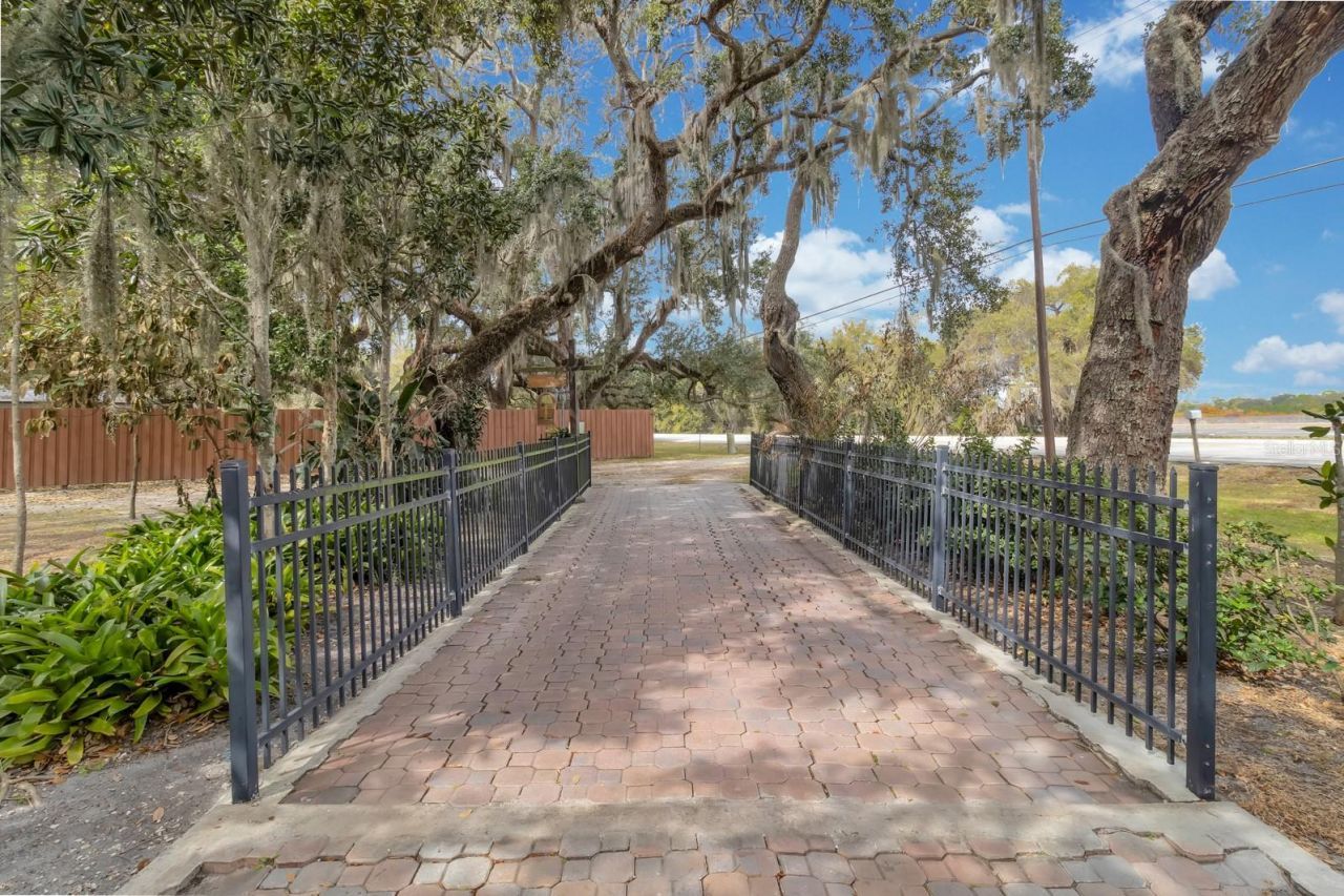 5870 Alligator Lake Shore W, Saint Cloud, FL 34771 Photo