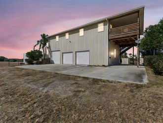 4026 MCINTOSH ESTATES LANE Plant City, FL 33565