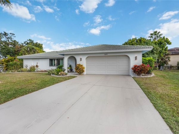 3619 PEMBROOK DRIVE, SARASOTA, FL 34239
