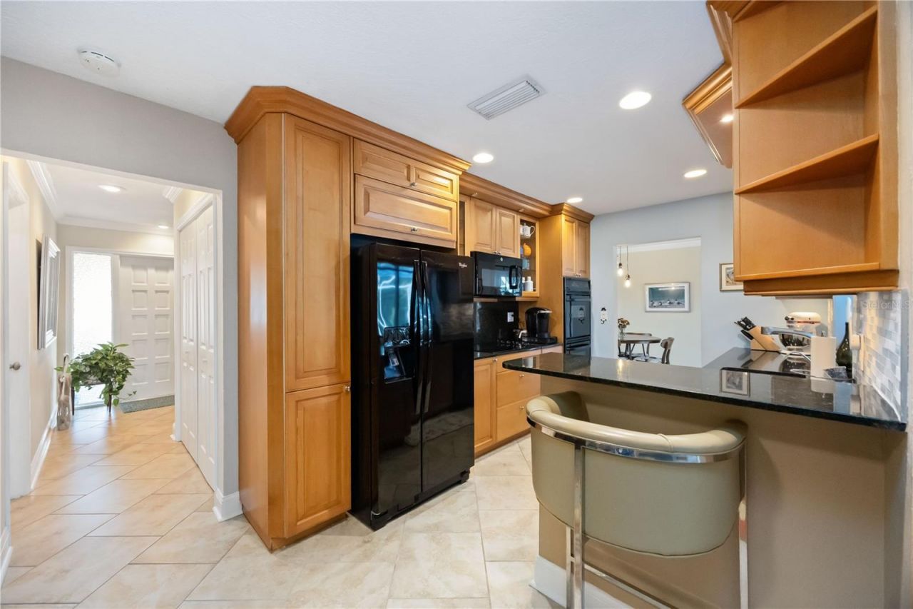 3619 Pembrook Drive, Sarasota, FL 34239 Photo