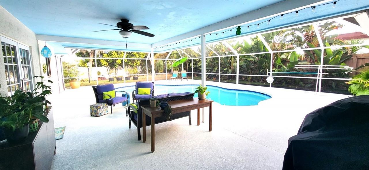3619 Pembrook Drive, Sarasota, FL 34239 Photo