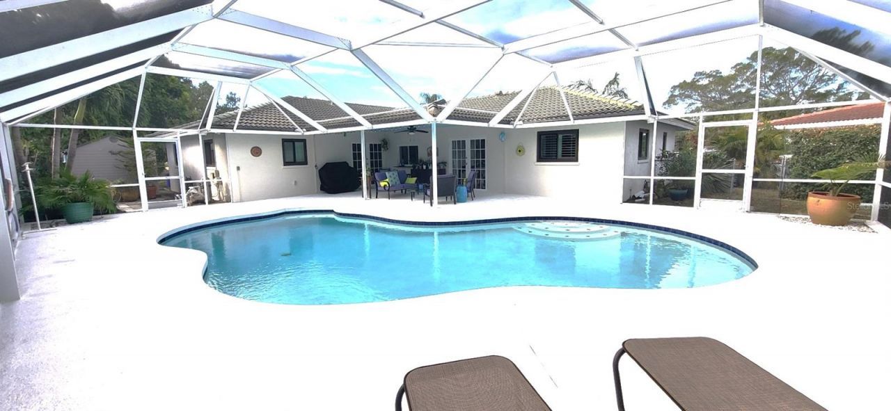 3619 Pembrook Drive, Sarasota, FL 34239 Photo