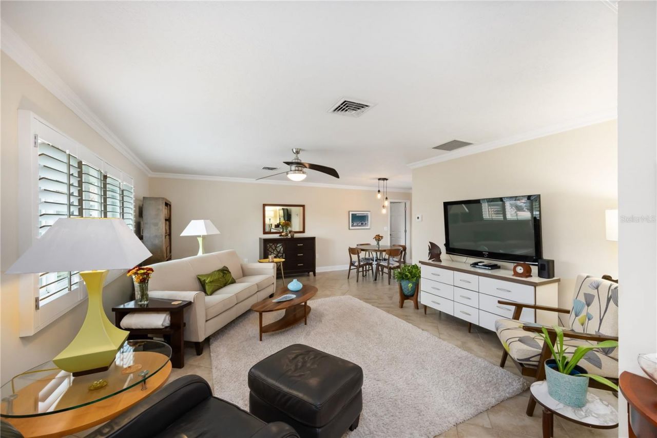 3619 Pembrook Drive, Sarasota, FL 34239 Photo
