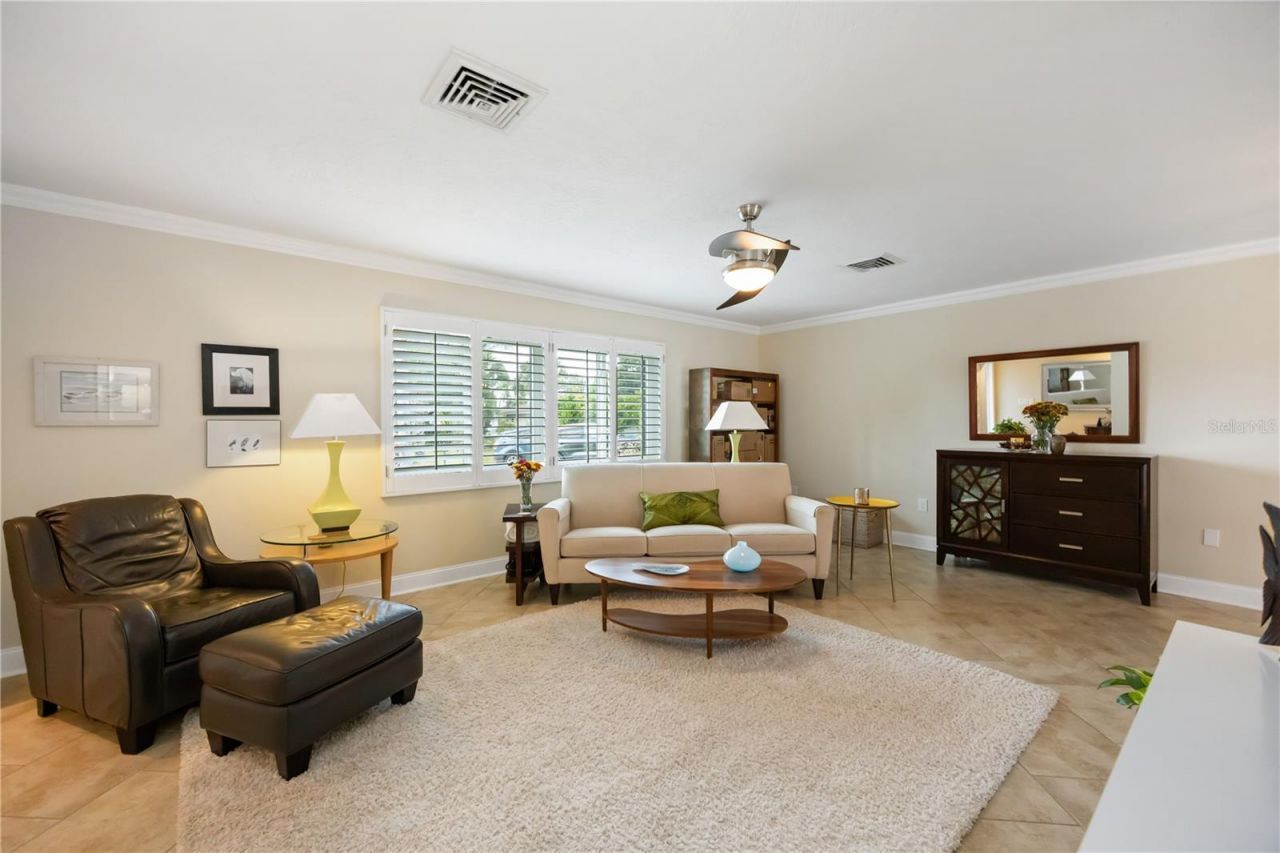 3619 Pembrook Drive, Sarasota, FL 34239 Photo