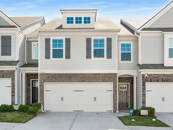 7624 Squire Court , Fairburn, GA 30213