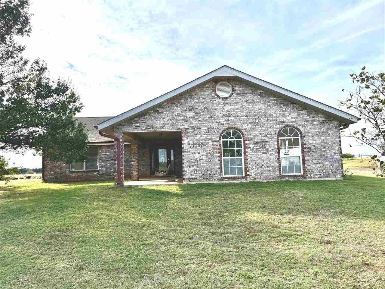 11207 NE 165th St, Fletcher, OK 73541 Main Photo