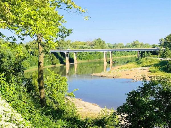 315 Water St., Fenton, MO 63026