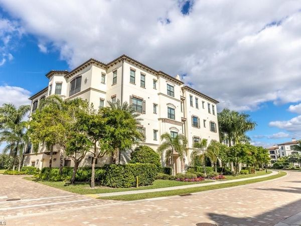 16425 Carrara WAY, Unit 301, NAPLES, FL 34110