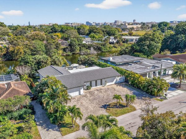 876 NW 6th Avenue, Boca Raton, FL 33432