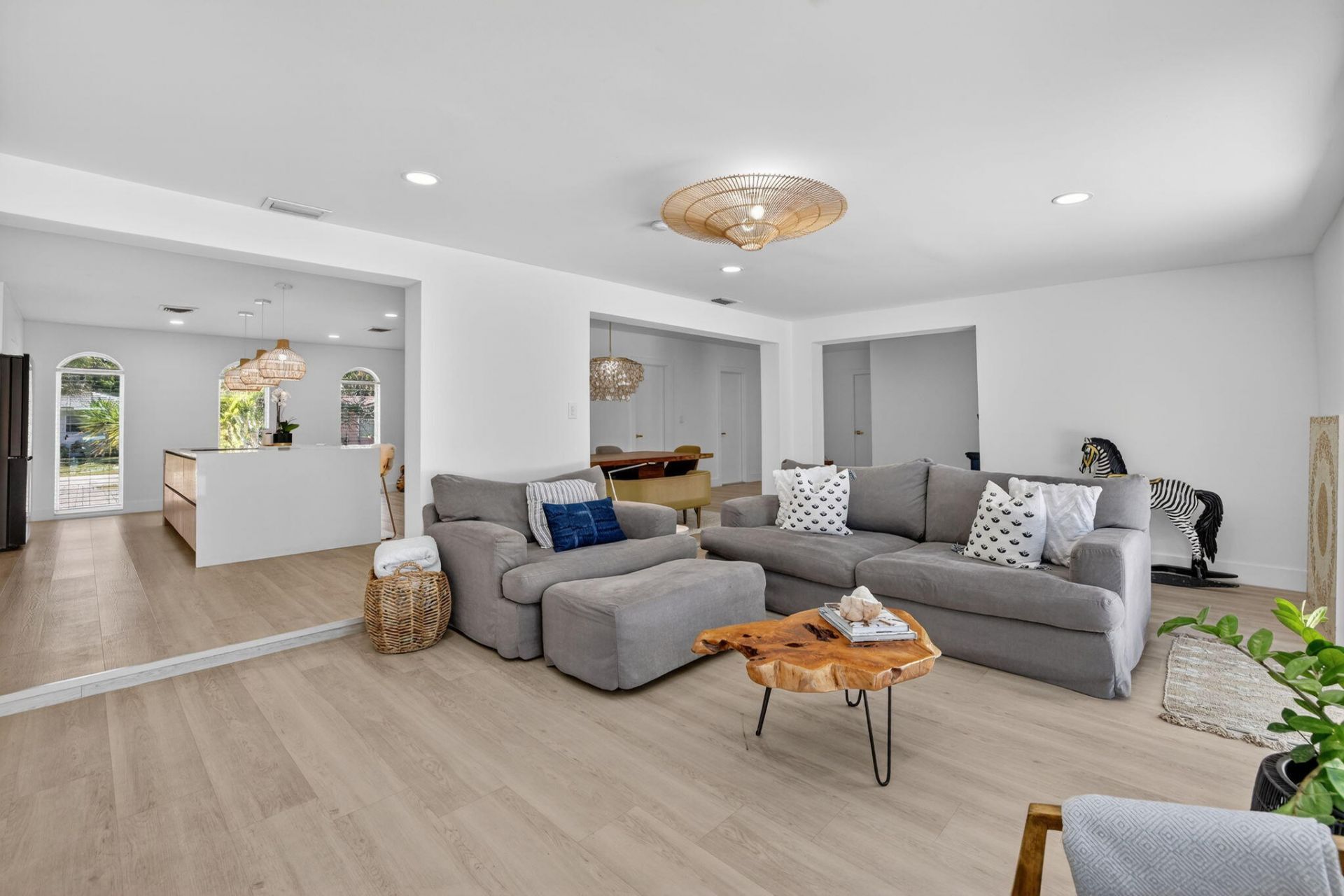 876 NW 6th Avenue, Boca Raton, FL 33432 Photo