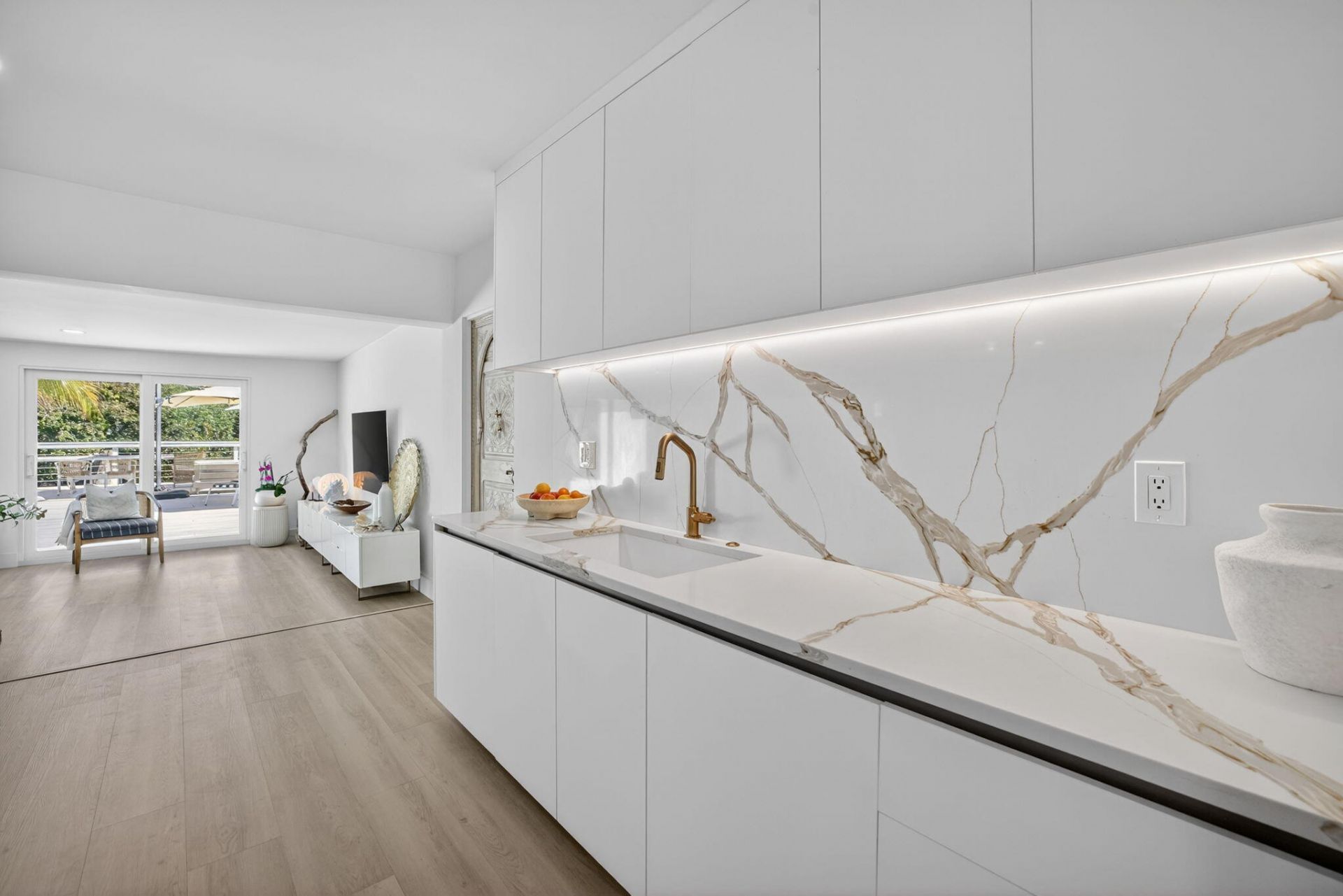 876 NW 6th Avenue, Boca Raton, FL 33432 Photo