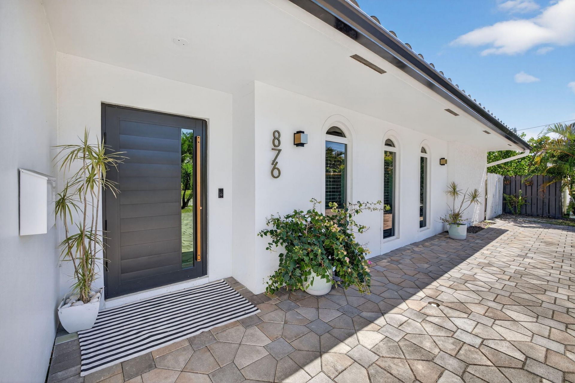 876 NW 6th Avenue, Boca Raton, FL 33432 Photo