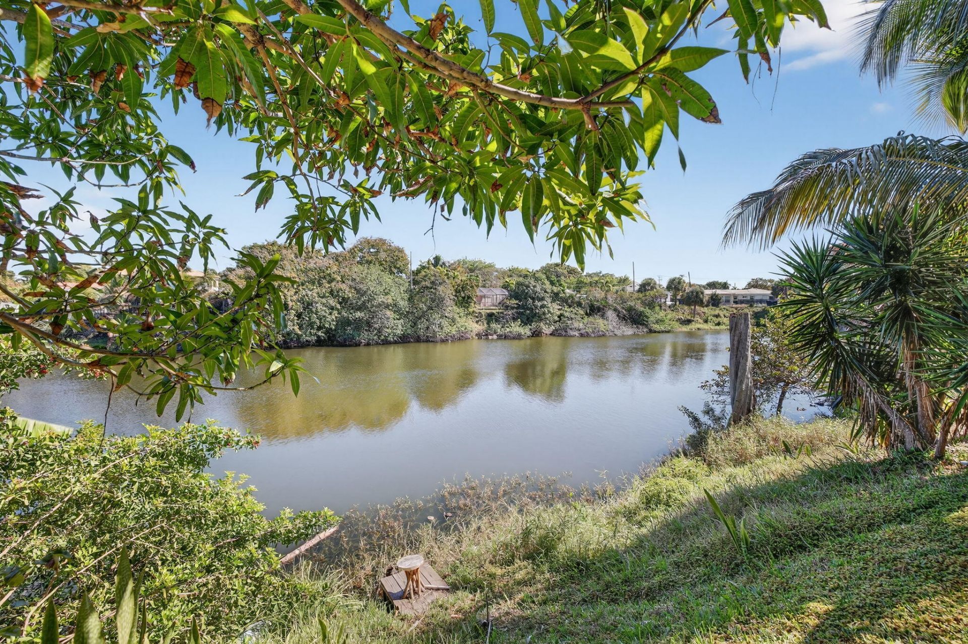 876 NW 6th Avenue, Boca Raton, FL 33432 Photo