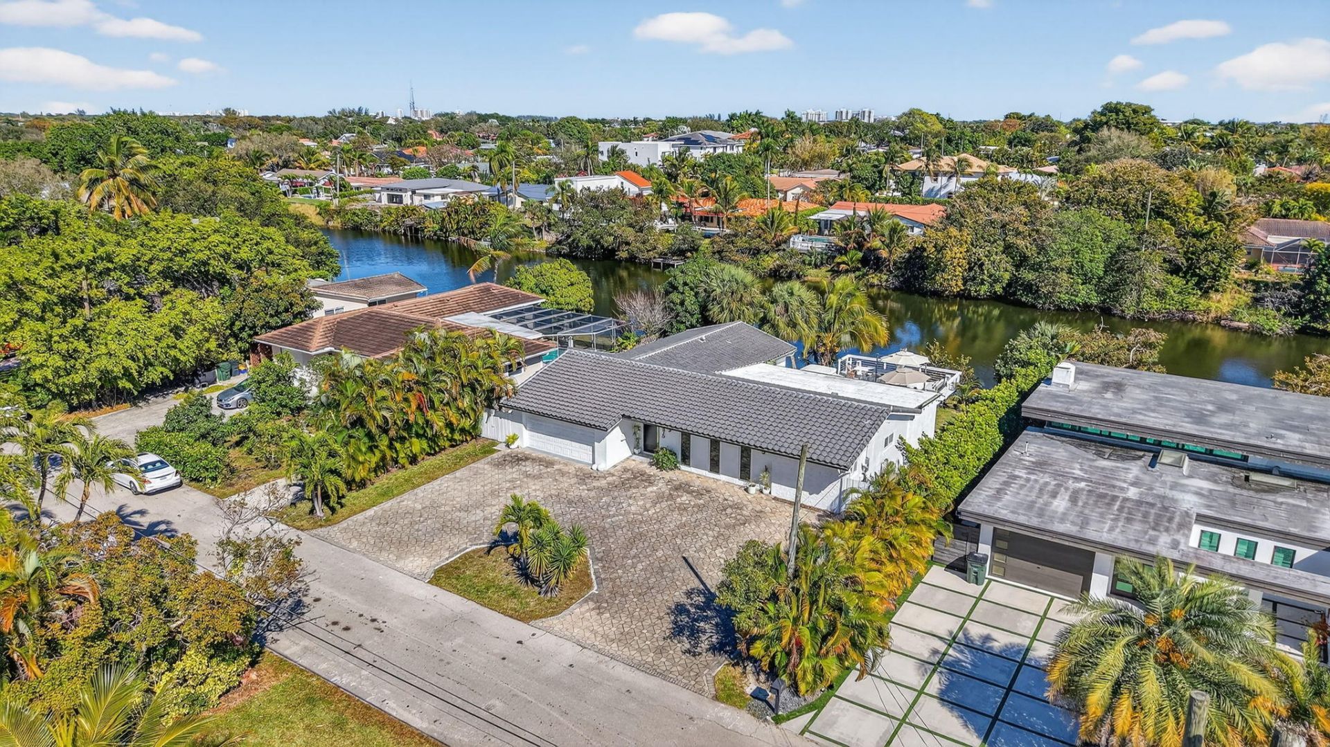 876 NW 6th Avenue, Boca Raton, FL 33432 Photo