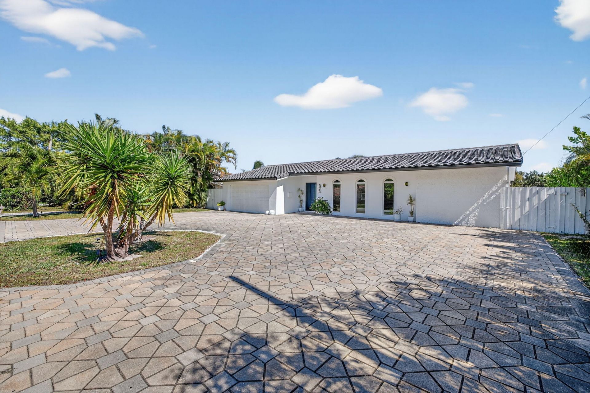 876 NW 6th Avenue, Boca Raton, FL 33432 Photo