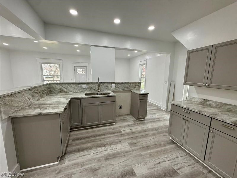 338 N Wooster Avenue, Strasburg, OH 44680 Photo 3