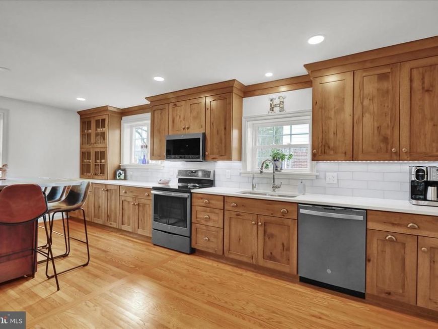 848 N President Avenue, Lancaster, PA 17603 Main Photo