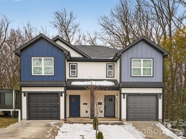 1933 St Mark Street, Charlotte, NC 28216