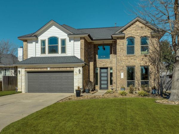 703 Ridge View DR, Leander, TX 78641