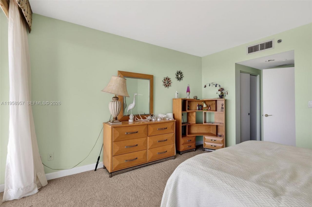 7000 Island Blvd, Unit 1604, Aventura, FL 33160 Photo